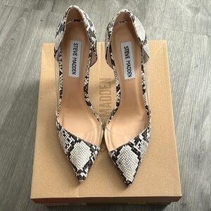 Steve Madden Snakeskin Pattern Heels - Black and White